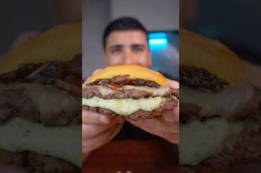 The French Caramelized Onion Smashburger You Didn’t Know You Needed