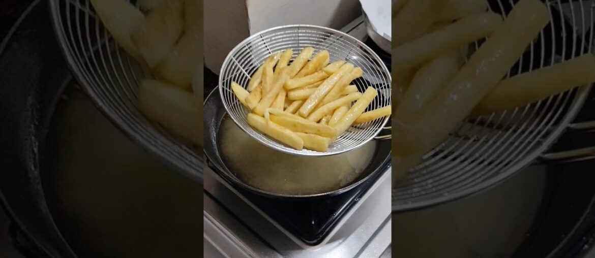 Crispy French Fries Recipe #Shorts  #FrenchFry # ytshort # trading #shortsfeed #virl