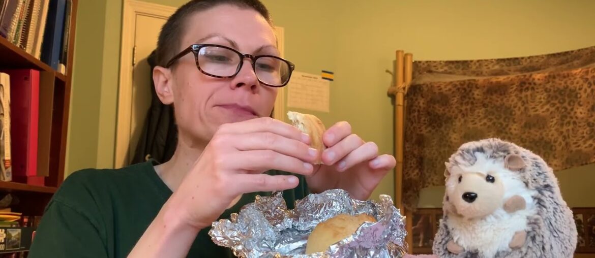 Silent eats – French dinner rolls (La Brea Bakery) Silent eats - French dinner rolls (La Brea Bakery)