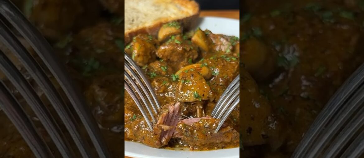 Receta de BOEUF BOURGUIGNON (Comida Francesa) #shorts #frenchfood #recetasconcarne #boeuf Receta de BOEUF BOURGUIGNON (Comida Francesa) #shorts #frenchfood #recetasconcarne #boeuf