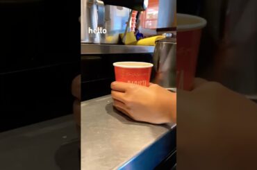 #coffeevibes #coffeeart #espresso #breakfastandcoffee #latte #cafehopping #coffeelover #latteart #ca