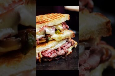 french onion beef sandwich #easyrecipe #foryou #foodie