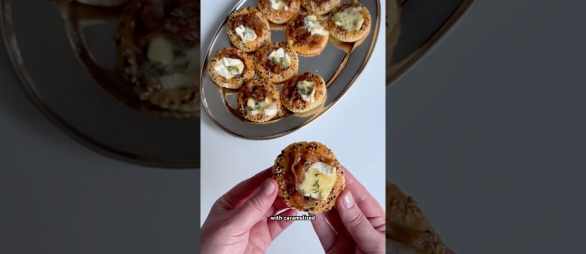 French Onion Brie Puff Pastry Bites for #thanksgiving #brie