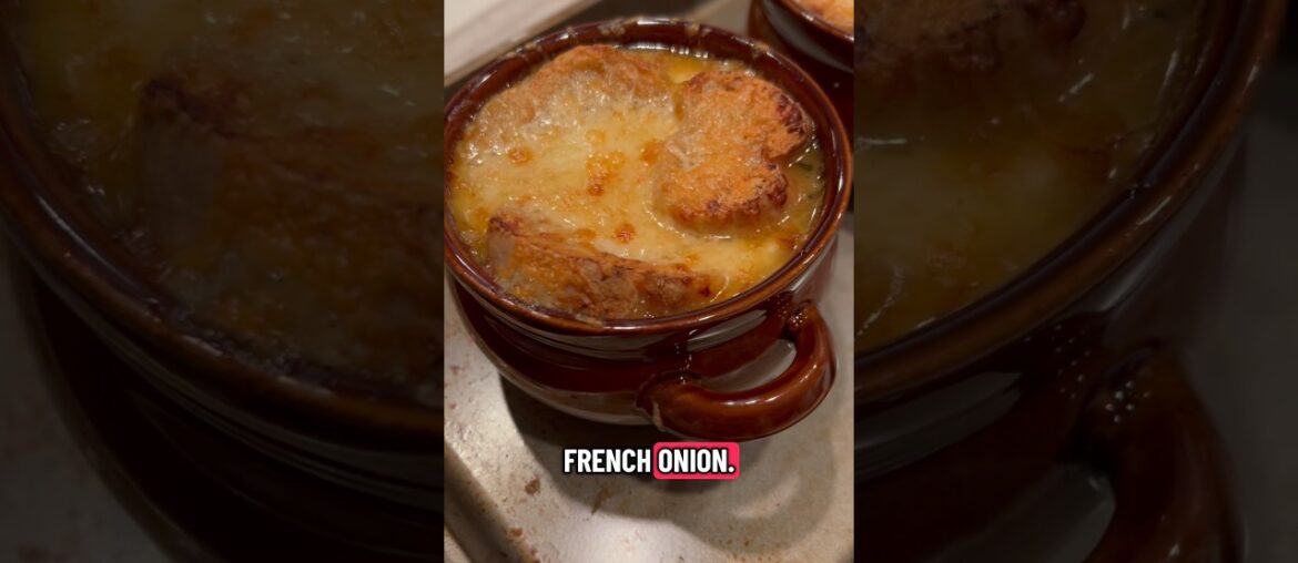 French Onion Soup #cooking #frenchonionsoup #soupseason #homecuisine #recipe #cookingchannel