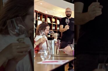 Taste Bordeaux Like a Local With This Tour!