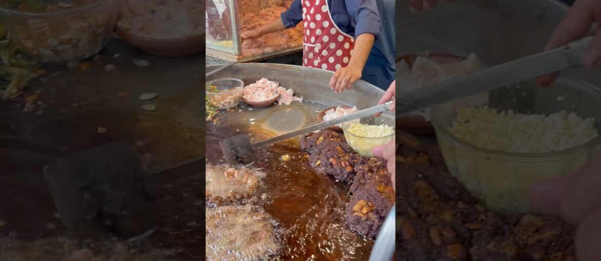 Chapli kebab making #kebab #recipe #germany #france #foryoupage