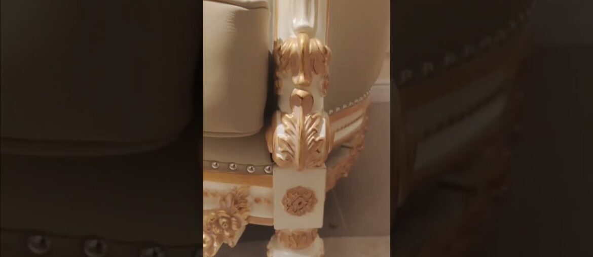 The French sofa is really romantic! Carved handrails, soft curves, and just the right folds