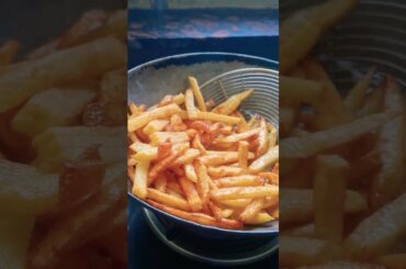 Easy to make French Fries at Home #Shorts #Viral #FrenchFries #food #recipe #cooking #rekhakirasoi