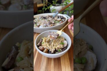 Chicken Sausage French Onion Orzo Bake #orzo #chickenrecipe #healthydinner