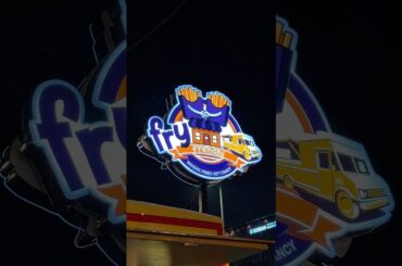 Fry Frenchi Cafe Now In Surat(Canada Couple Started New Cafe In Surat)