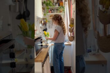 let’s make lunch in my Paris kitchen #paris #baking #cozy #recipe #lunch #quiche #spring #cute