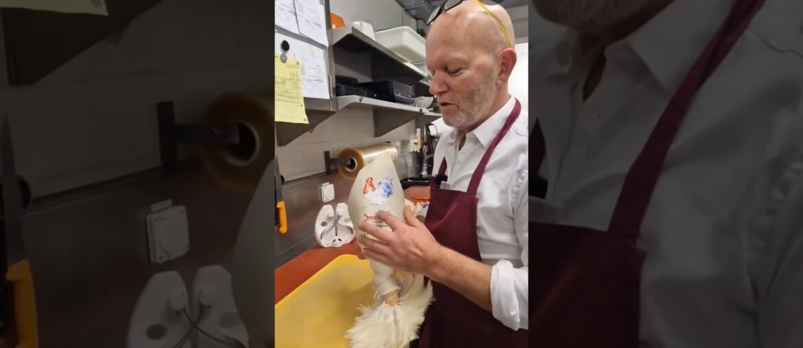 Ayam Termahal yang Jadi Ikon Fine Dining Prancis