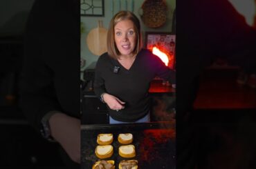 Texas Toast French Dips on the Blackstone Griddle - Blackstone Dinner Recipe - Camping Meal Ideas