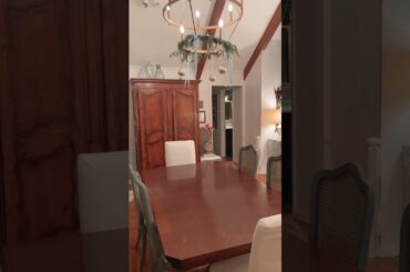 Tour my French country Christmas dining room #homedecor #cristmasdecor #cottage #french