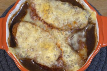 Classic French onion soup #cooking #cookingchannel #food #fyp #frenchonionsoup #french #gourmet