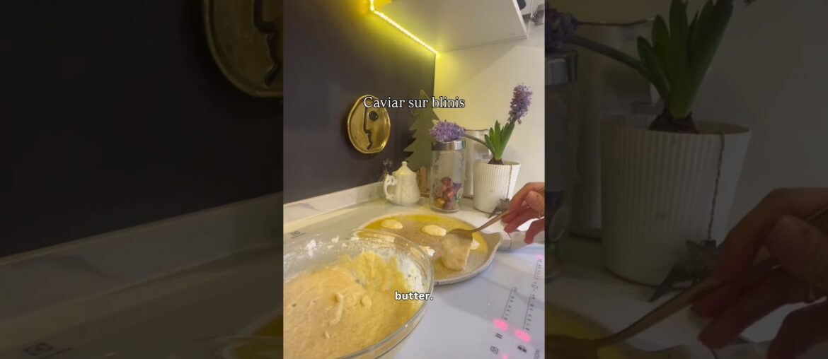 Caviar sur Blinis | The French Hostess