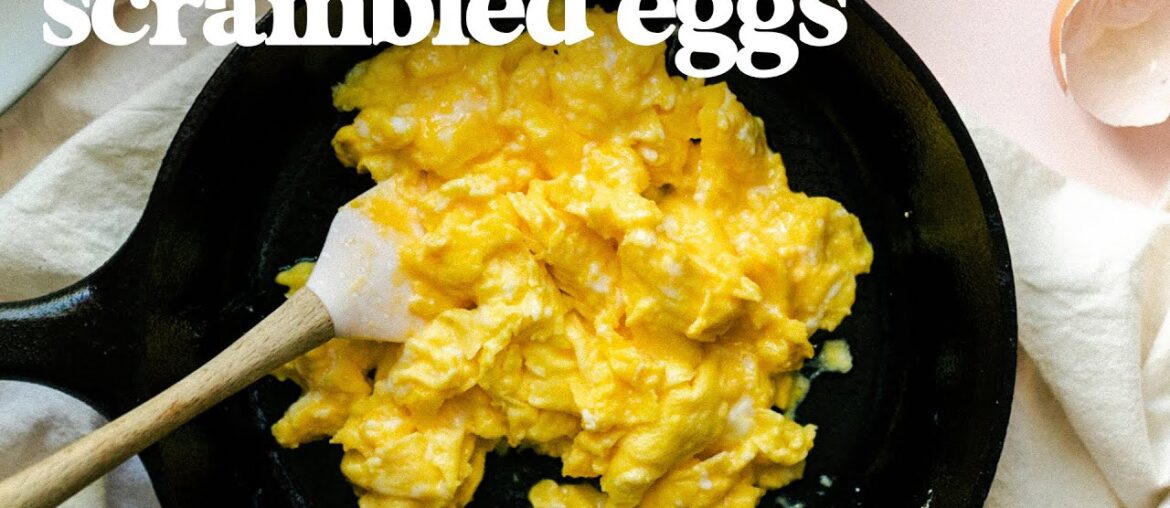 SCRAMBLED EGGS - How To Make Perfect Scrambled Eggs for Breakfast