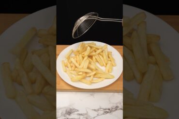 Crispy French Fries ASMR Cooking #shorts #asmr #recipe #crunchytreats #streetfood #frenchfries