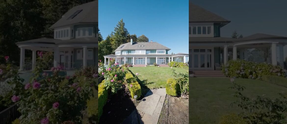 Portland’s Preeminent Estate with the City’s Most Iconic Views Portland’s Preeminent Estate with the City's Most Iconic Views