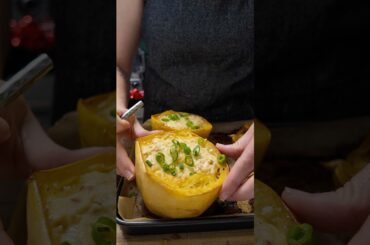 French onion spaghetti squash!#spaghettisquash #frenchonionspaghettisquash #cookwithme #recipe