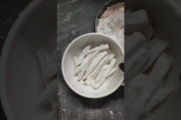 Crispy Homemade French Fries 🍟 | Easy Potato Fry #shorts