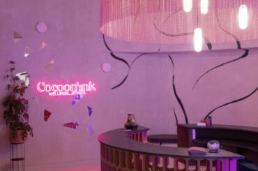 Renovated Wellness Studio reception in Barcelona, Spain [5464x8192]