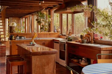 Kitchen in the mid-century modern Diskin House(1967) designed by architect Alistair Knox(1912 - 1986), Eltham, Melbourne, Victoria, Australia [4000x5200]