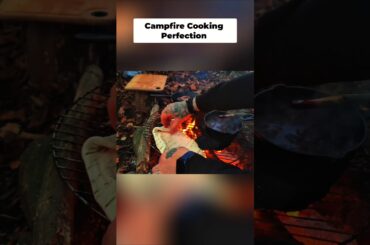 Fresh Flatbread with Crispy Duck & Blueberry Sauce ❄️🦆