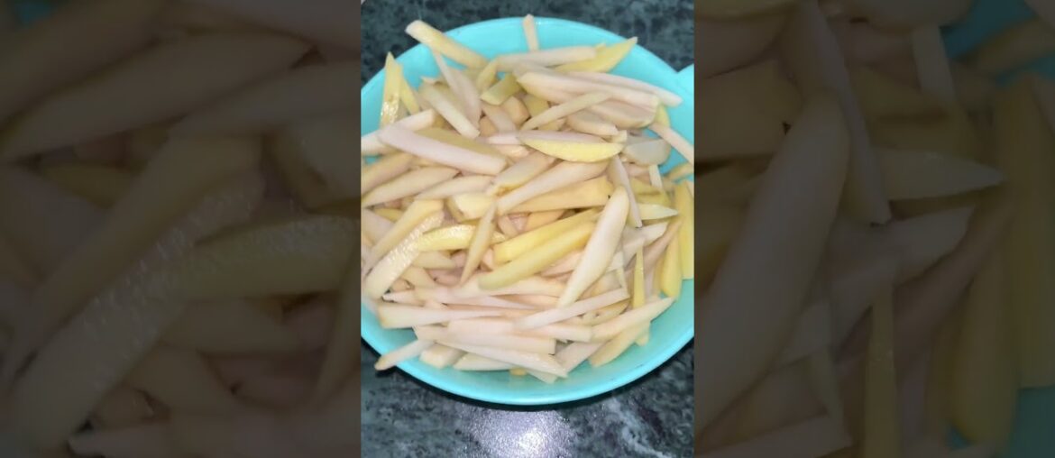 Aaj kaha kaha Barish hui ||French fries||😋 #viral #shortsfeed #shorts #trending #youtubeshorts#yt