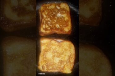 Peanut butter French toast recipe #new breakfast healthy recipe #viral short