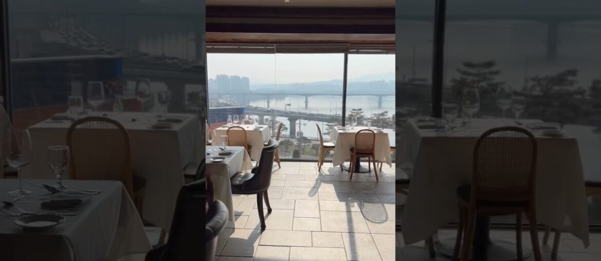 대통령 별장에서 먹는 프렌치 코스… 한강뷰 레스토랑 NO.1이라고 불리는 이유, 보여드림. French Dining in a Former Presidential Villa… 대통령 별장에서 먹는 프렌치 코스… 한강뷰 레스토랑 NO.1이라고 불리는 이유, 보여드림. French Dining in a Former Presidential Villa…