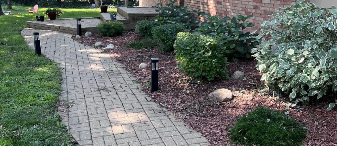 What color siding would go well with the brick?