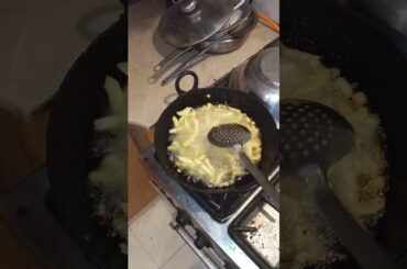 Mummy Making Delicious French Fries 🍟 For Me 🤤 | Yummy Potato Chips #mummy #potato #chips #recipe 🤱