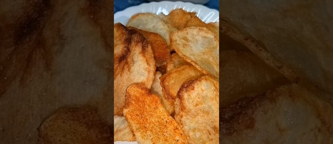 Instant Crispy Potato 🥔 Chips😋 #shorts #trendingshorts #shortfeeds #viralvideo #bristihomekitchen Instant Crispy Potato 🥔 Chips😋 #shorts #trendingshorts #shortfeeds #viralvideo #bristihomekitchen