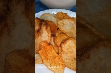 Instant Crispy Potato 🥔 Chips😋 #shorts #trendingshorts #shortfeeds #viralvideo #bristihomekitchen