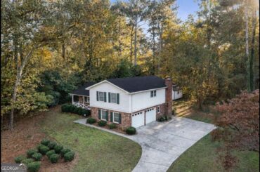 Residential for sale in Snellville, GA - 2252 Valley Creek Circle