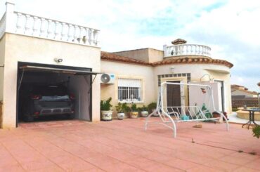 SAN MIGUEL: 3 Bed Villa with Pool, Garage, BBQ, Solarium and 1 Bed Guest Annex (©WhiteVillasInSpain)