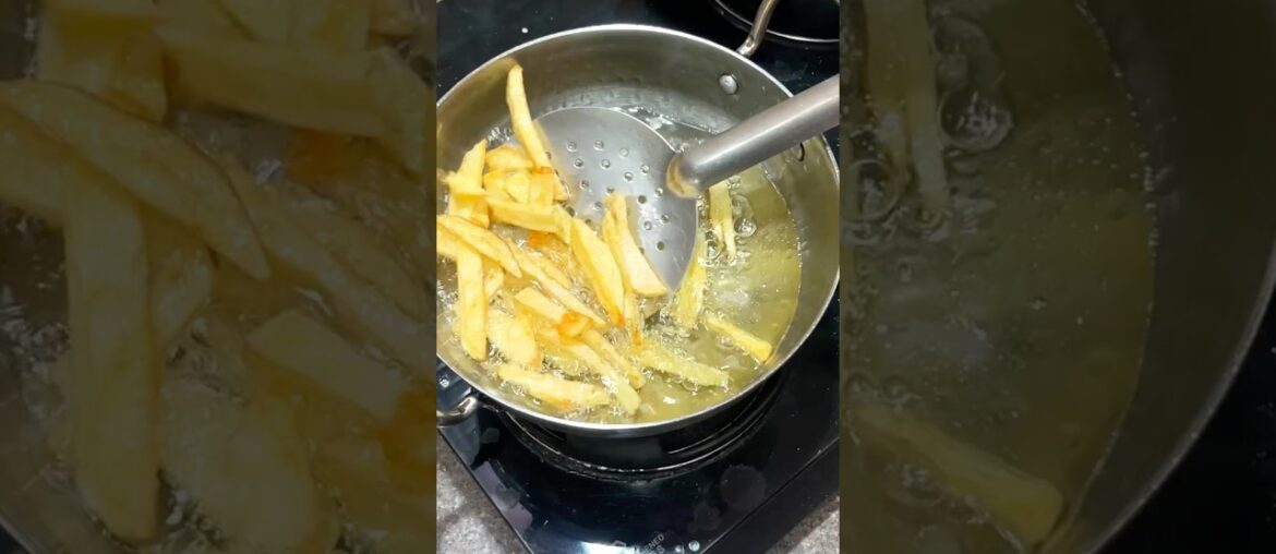 Tabahi french fries khaye hai kabhi apne ? 😋 #ratnakitchen #recipe #shorts #cooking #frenchfries