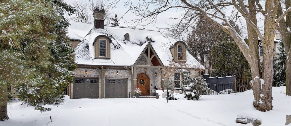 36 Sir Williams Lane, Toronto, ON 36 Sir Williams Lane, Toronto, ON