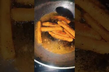 cooking my own "french fries"🍟#frenchfries #cookingbyme #subscribers 💗