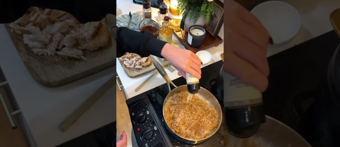 One-Pot French Onion Chicken and Rice Recipe (gluten free, dairy free option)