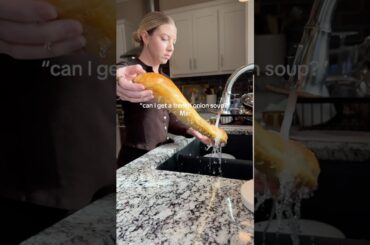 Haters will say it’s not French Onion Soup. 😜 #frenchonionsoup #souprecipe