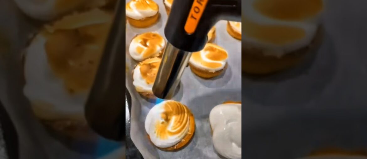 Kinder topped with cloud French meringue. 🍫☁️​