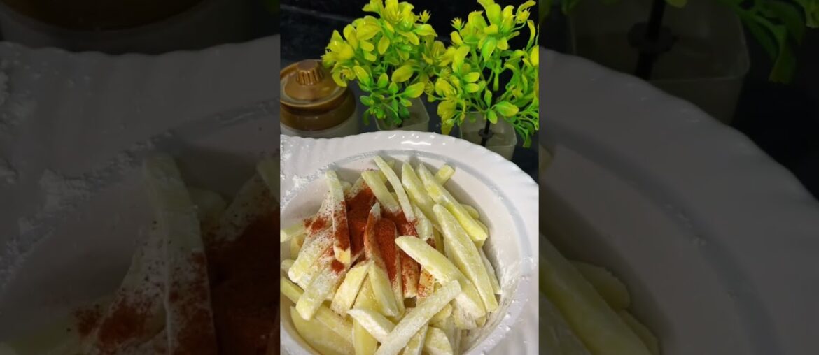 French fries 🍟 #frenchfries #crispy #shortsfeed #food #cooking #mycooking #recipe #yt #ytshorts ￼￼