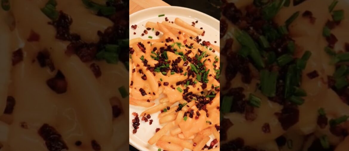 Easy Gourmet French Fries🧀🍟 #frenchfries #cheesefries #loadedfriesrecipe