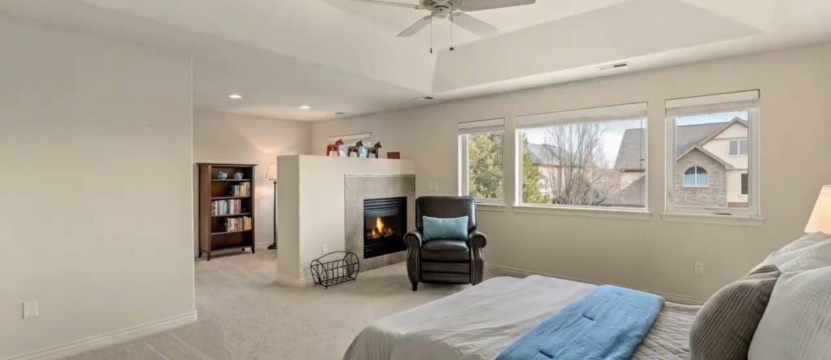 1846 Wasach Dr. Longmont, CO 80504