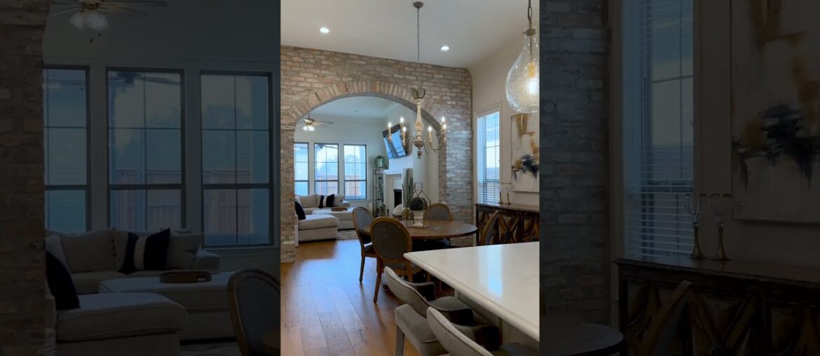 Southern Elegance in Village at Magnolia Square in Central! Southern Elegance in Village at Magnolia Square in Central!