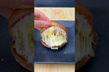 It is illegal to honk near a sandwich shop WHERE??