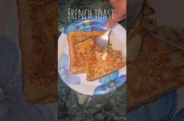 ​"Super Soft & Crispy French Toast Recipe 🍯" #Shorts #FrenchToast #BreakfastRecipe #QuickBreakfast