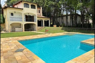 Código 2225 - Chácara em Condomínio Fechado de Alto Padrão em Ibiúna Interior SP